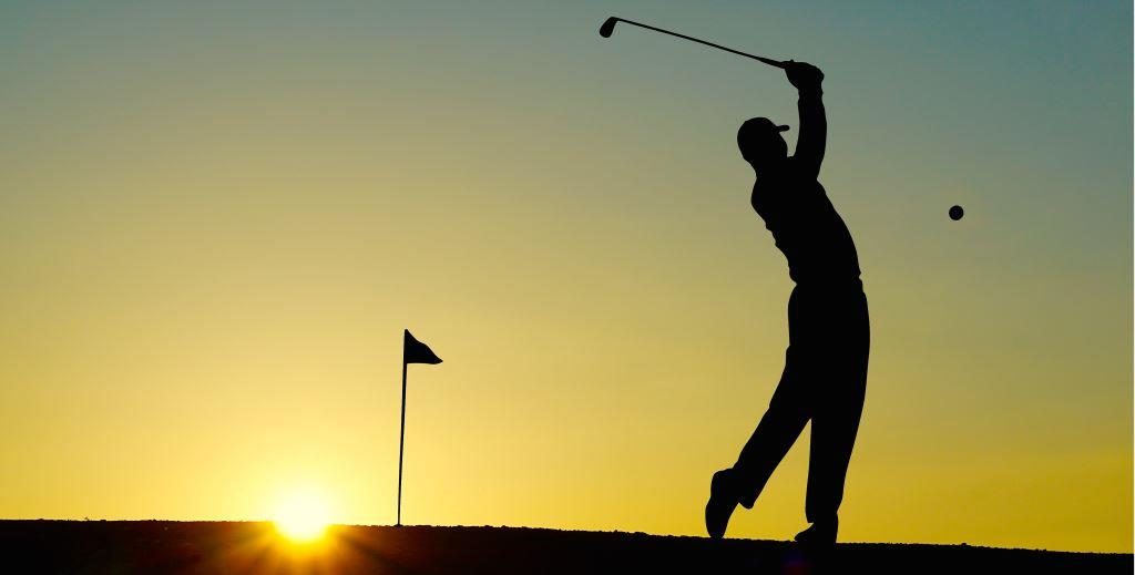 Sunset golfer
